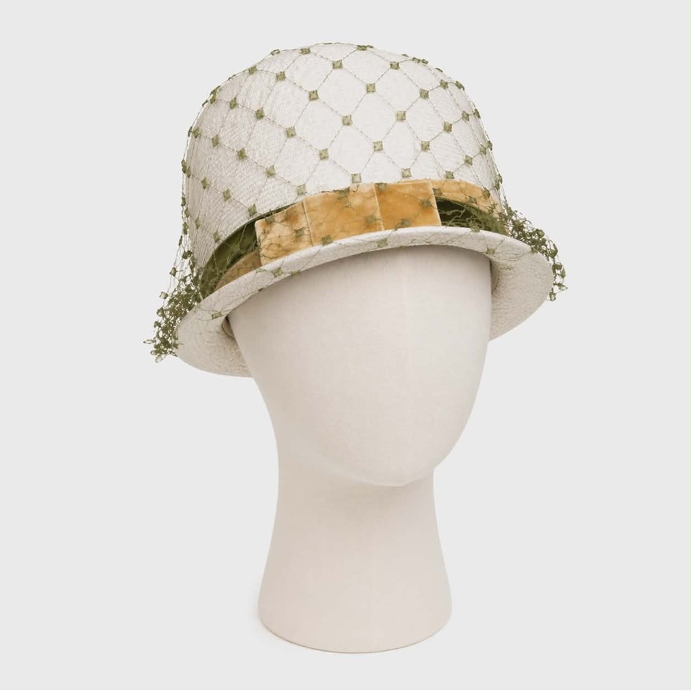 1920s vibe - VINTAGE White Women's Hat with green, yellow velvet and mesh trim